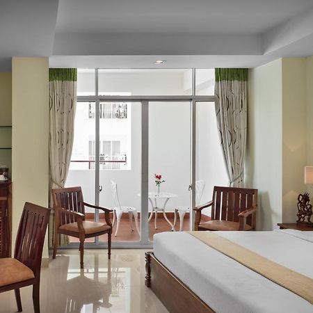 Green Palace Hotel Phnom Penh Exterior photo