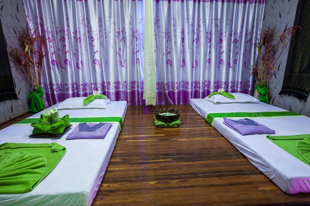 Green Palace Hotel Phnom Penh Exterior photo