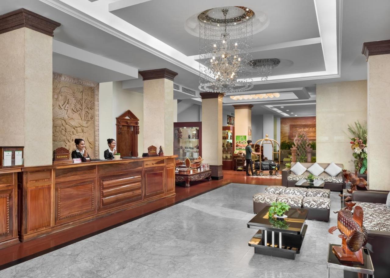 Green Palace Hotel Phnom Penh Exterior photo