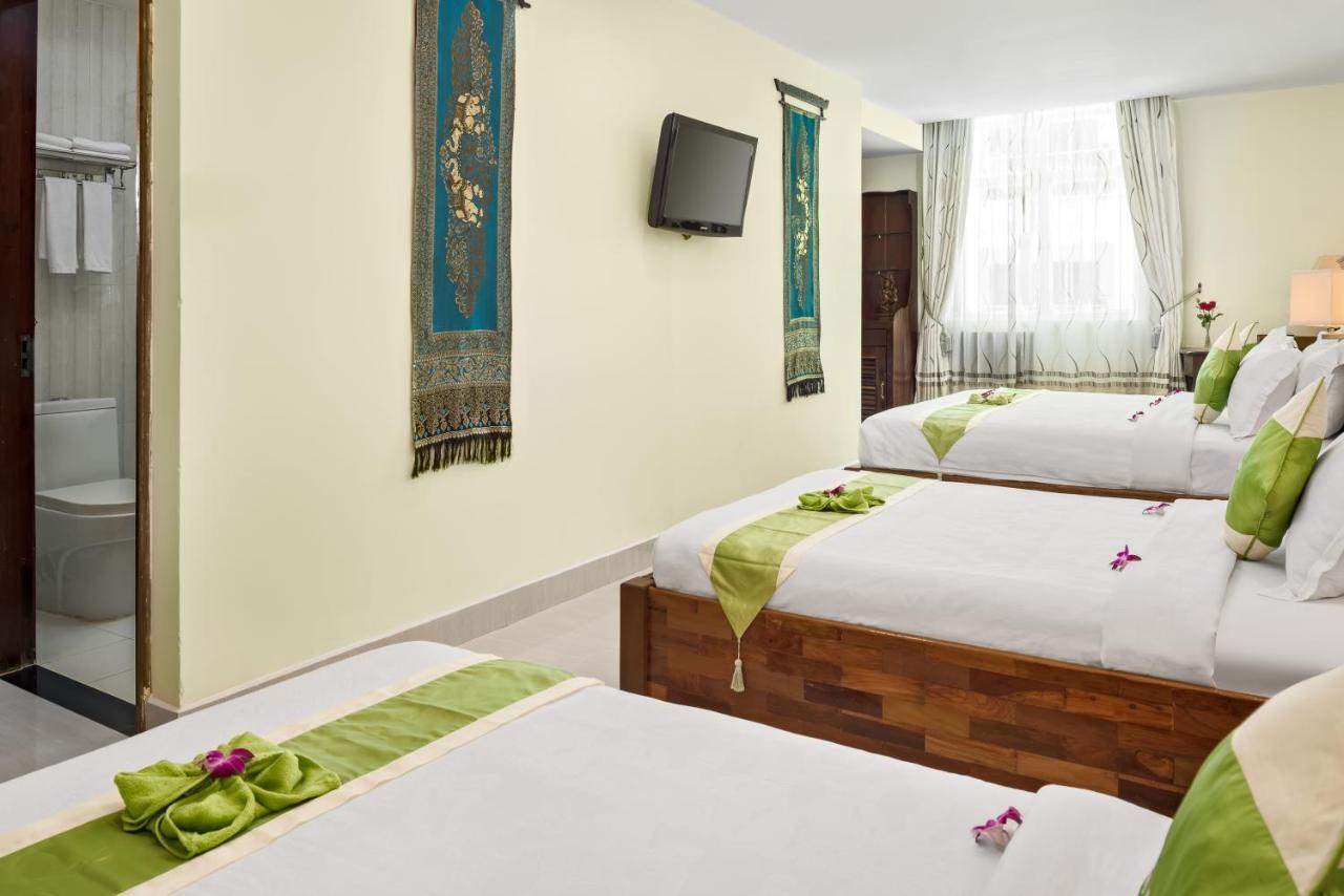Green Palace Hotel Phnom Penh Exterior photo